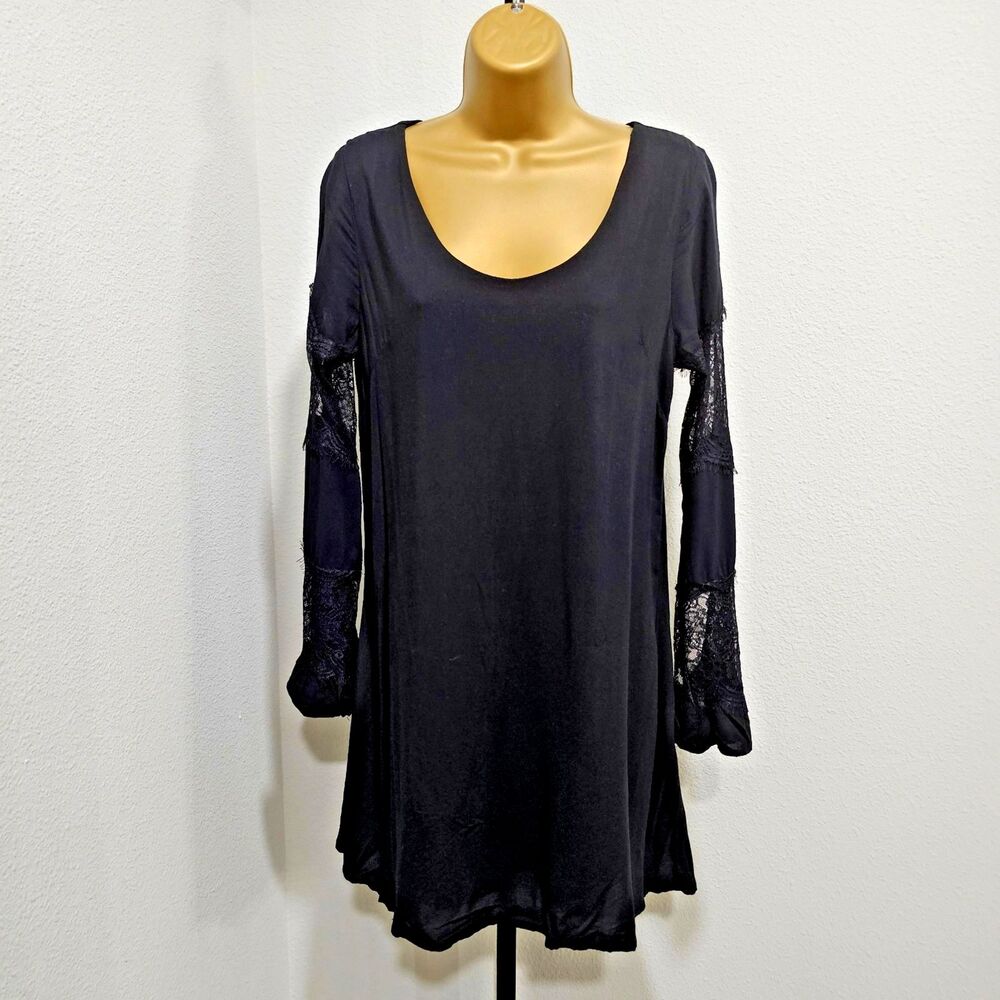 Francesca's Dress Small Black Lace Flare Long Sleeve Fairy WhimsiGoth Fairy Goth